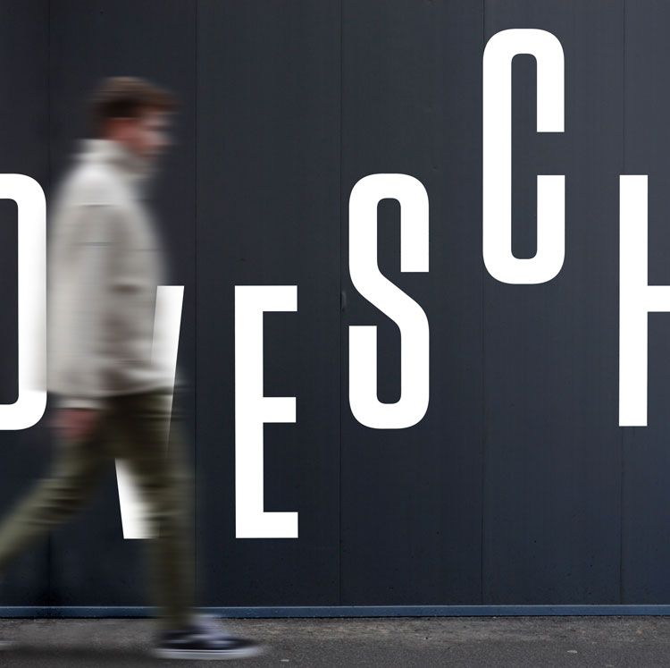 好玩的倫敦DJ學(xué)校VI品牌形象設(shè)計(jì)案例