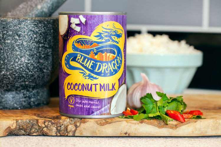 東亞食品品牌藍龍(Blue Dragon)視覺識別和包裝設計